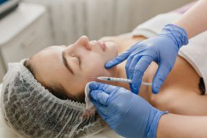 Skinboosters : la nouvelle génération de traitements pour hydrater durablement la peau - Dr Meulebrouck - Cabinet de médecine esthétique du grand Amiens
